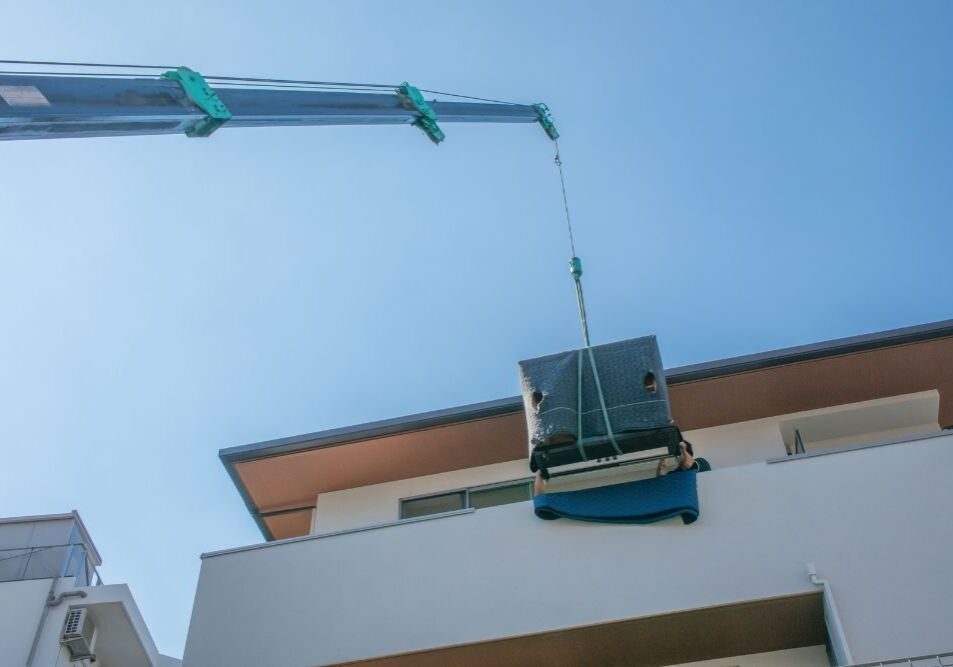 Rigging Equipment Basics for Future Homeowners