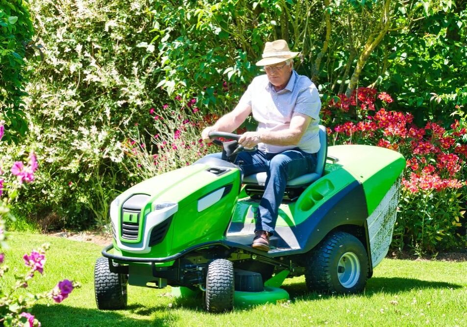 Heavy Equipment All Homeowners Should Invest In